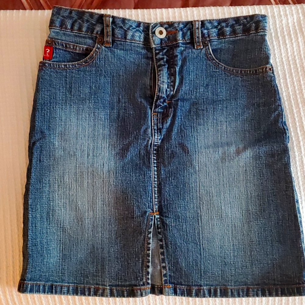 GUESS Jean Skirt Size 10 Youth